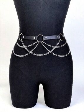 Black faux leather belt with chains